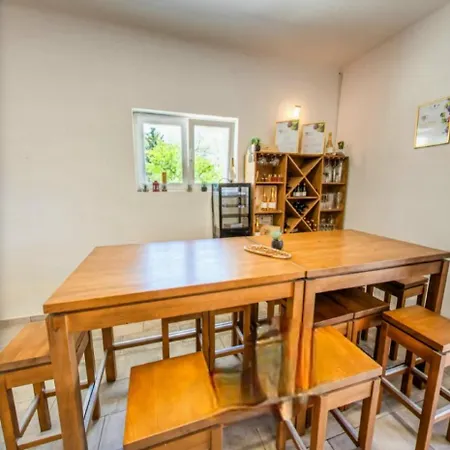 Sobe Burnum Alojamento de Acomodação e Pequeno-almoço