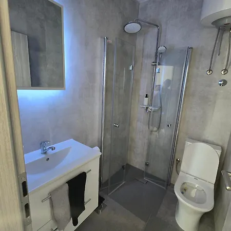 Sobe Burnum Alojamento de Acomodação e Pequeno-almoço Vrbnik (Sibenik-Knin)