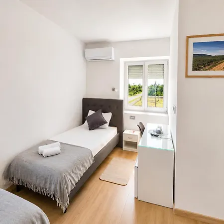 Bed and Breakfast Sobe Burnum