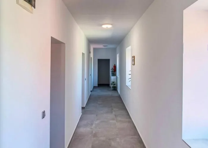 住宿加早餐酒店 Sobe Burnum 3*